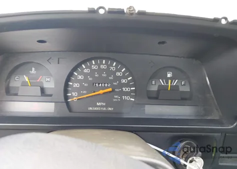 1995 Toyota Pickup 1/2 Ton Short Whlbase Stb z USA, uszkodzony, nr VIN 4TARN81AXSZ319558